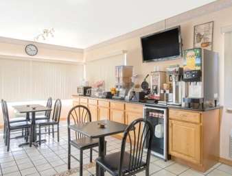 Super 8 By Wyndham Ashland Hotel Restaurant foto